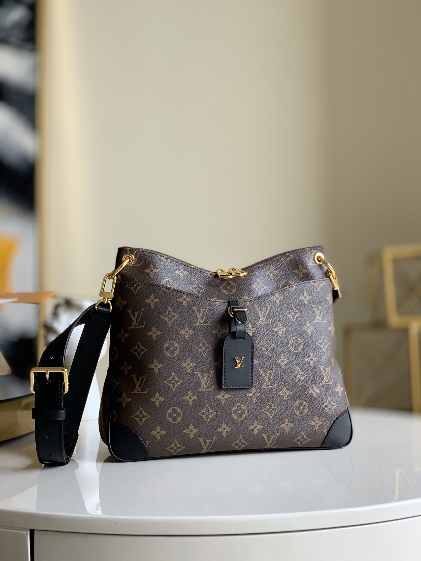 HOT SALE LOUIS VUITTON ODÉON MM