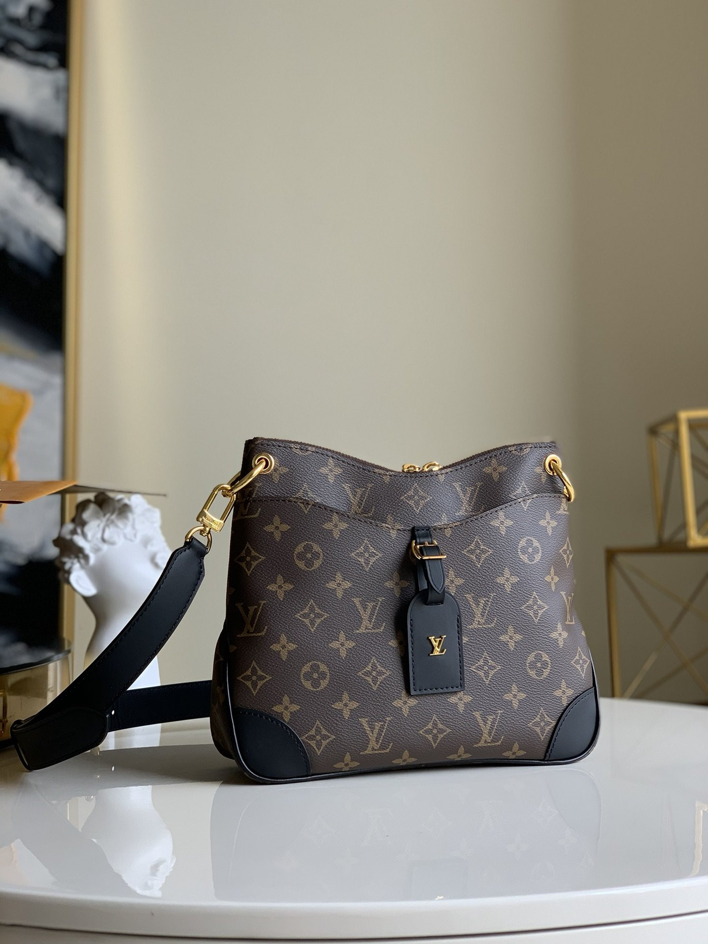 HOT SALE LOUIS VUITTON ODÉON PM