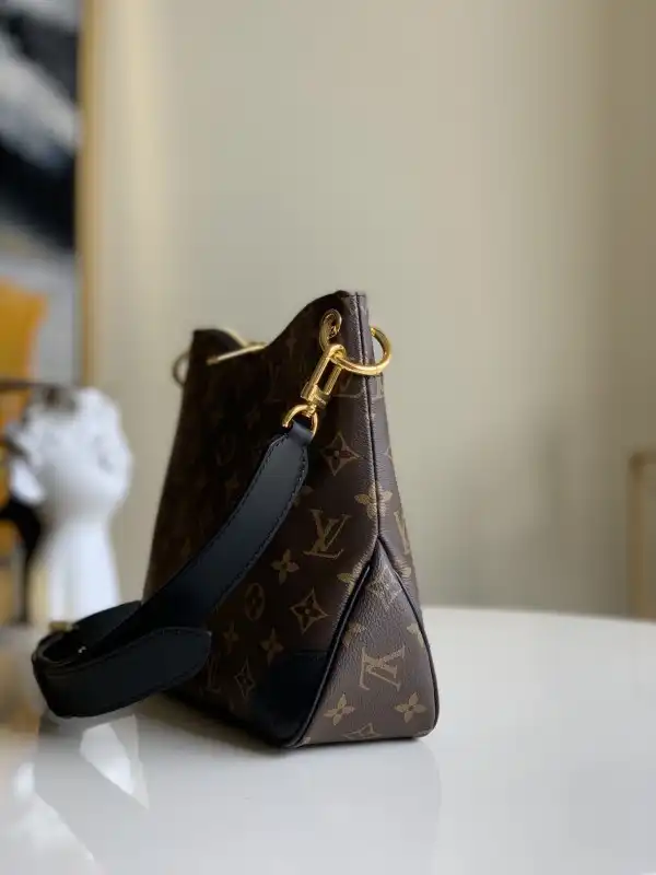 First bag ru LOUIS VUITTON ODÉON PM