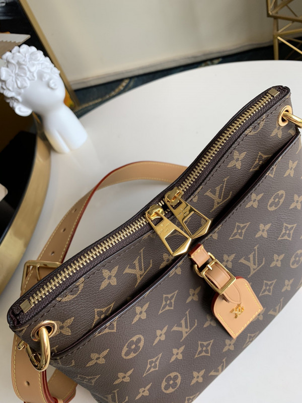 HOT SALE LOUIS VUITTON ODÉON PM