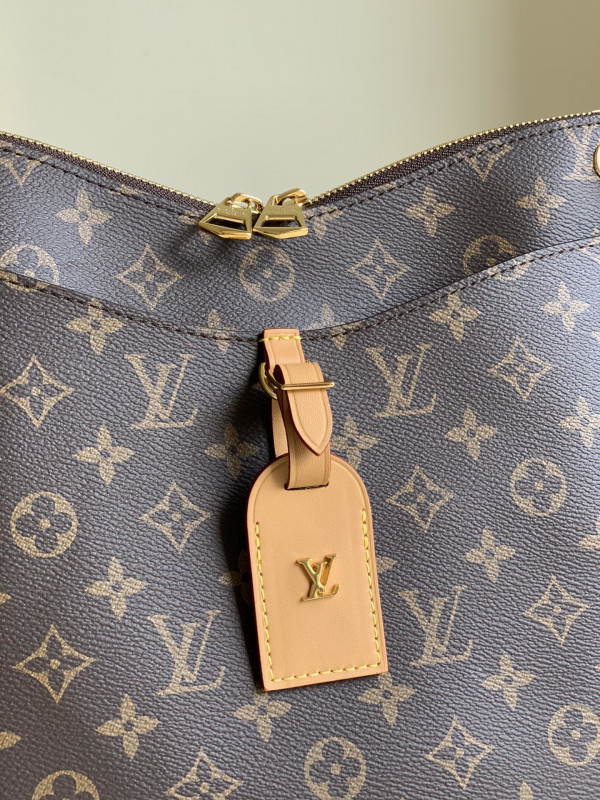 LOUIS VUITTON ODÉON MM