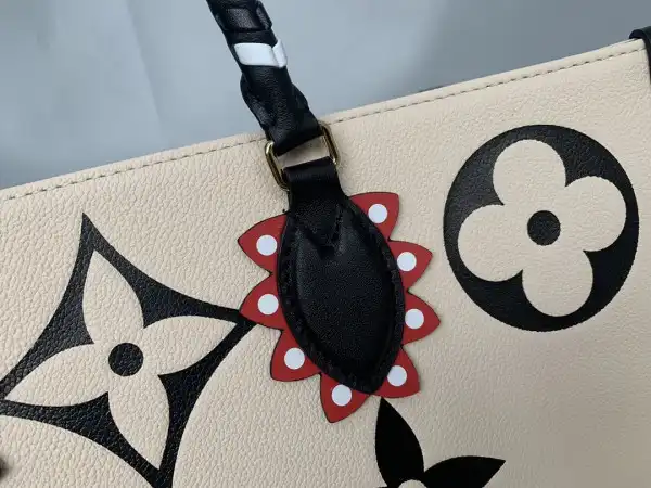 LOUIS VUITTON CRAFTY ONTHEGO GM