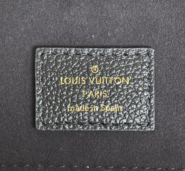 LOUIS VUITTON GRAND PALAIS