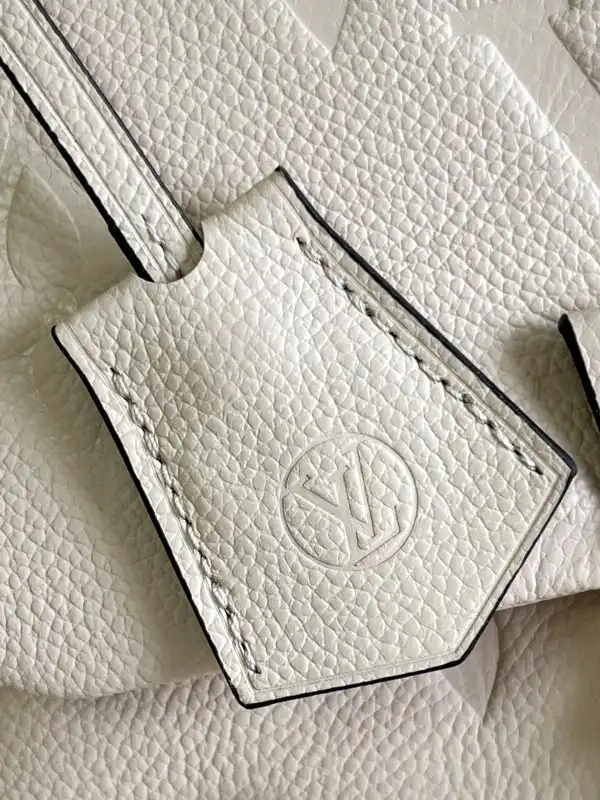 LOUIS VUITTON MADELEINE BB