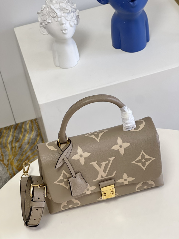 LOUIS VUITTON MADELEINE MM