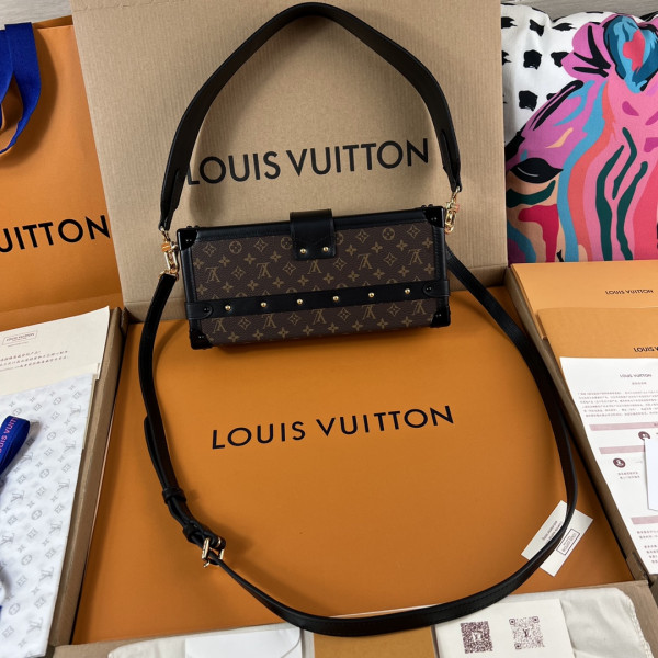 HOT SALE LOUIS VUITTON PETITE MALLE EAST WEST