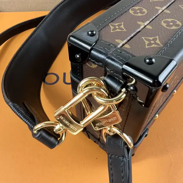 Frstbag ru LOUIS VUITTON PETITE MALLE EAST WEST