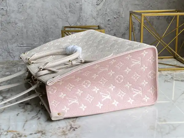 AAA Pruses Bags LOUIS VUITTON ONTHEGO MM