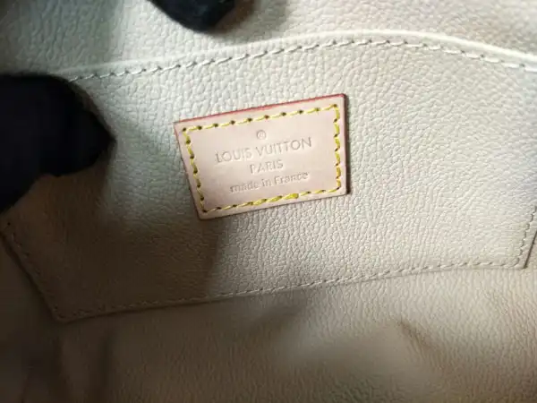 Affordable LOUIS VUITTON COSMETIC POUCH