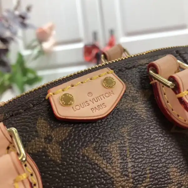 Aaa replica ru Louis Vuitton TURENNE PM