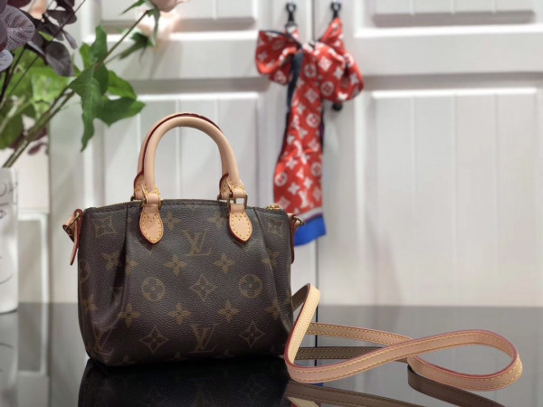 Louis Vuitton TURENNE PM