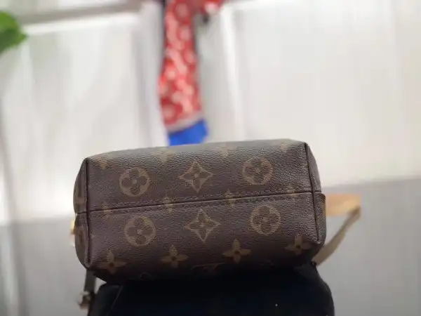 First bag ru Louis Vuitton TURENNE PM