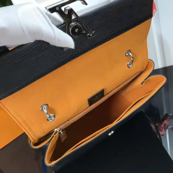 First bag ru LOUIS VUITTON GRENELLE MM