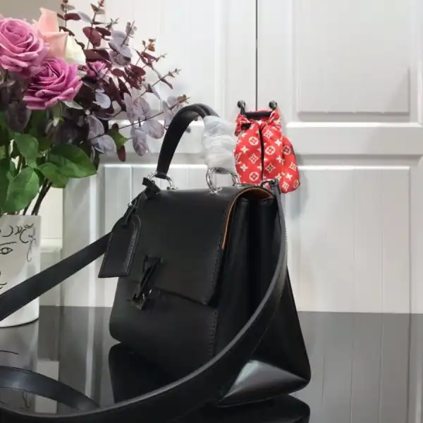 First bag ru LOUIS VUITTON GRENELLE PM