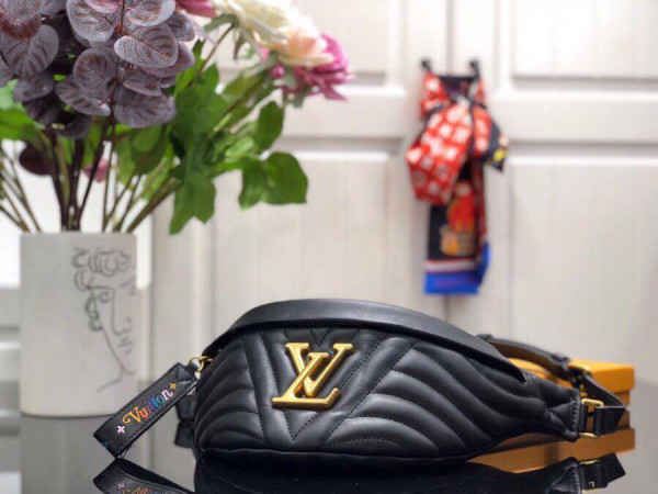 HOT SALE LOUIS VUITTON NEW WAVE BUMBAG