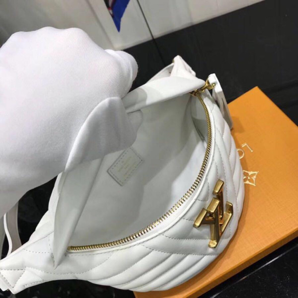 HOT SALE LOUIS VUITTON NEW WAVE BUMBAG