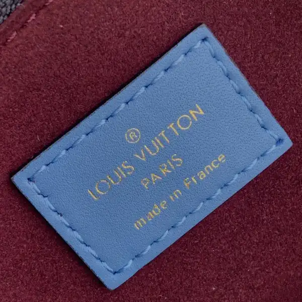 Aaa replica ru LOUIS VUITTON BEAUBOURG HOBO MINI