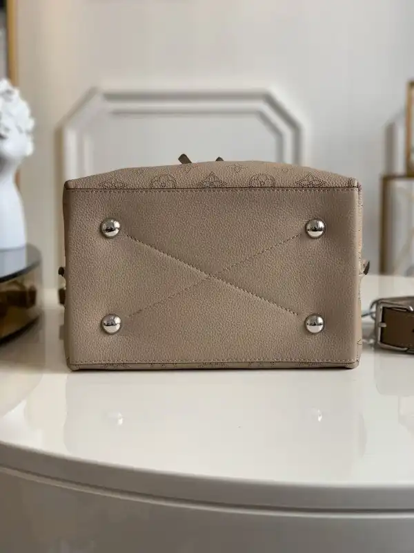 Cheap LOUIS VUITTON MURIA