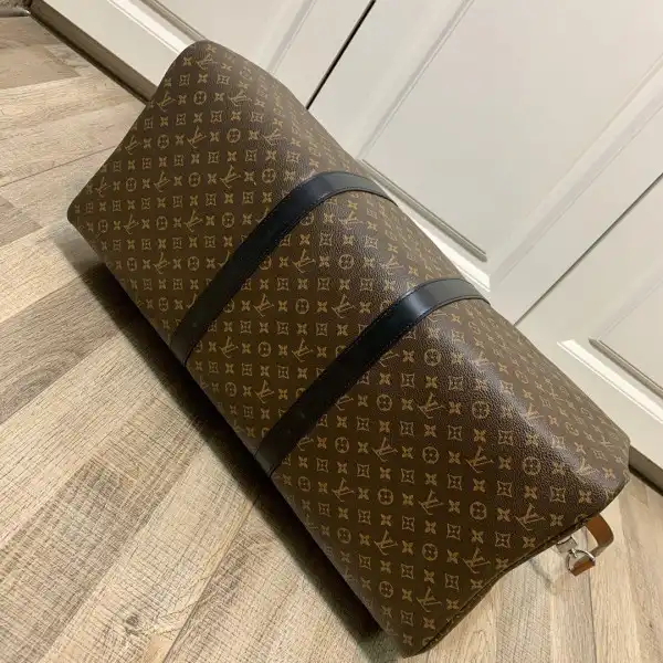 LOUIS VUITTON KEEPALL BANDOULIÈRE 50