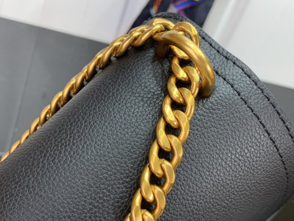 HOT SALE LOUIS VUITTON LOCKME CHAIN PM