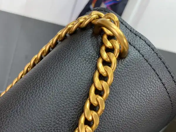 Rep LOUIS VUITTON LOCKME CHAIN PM