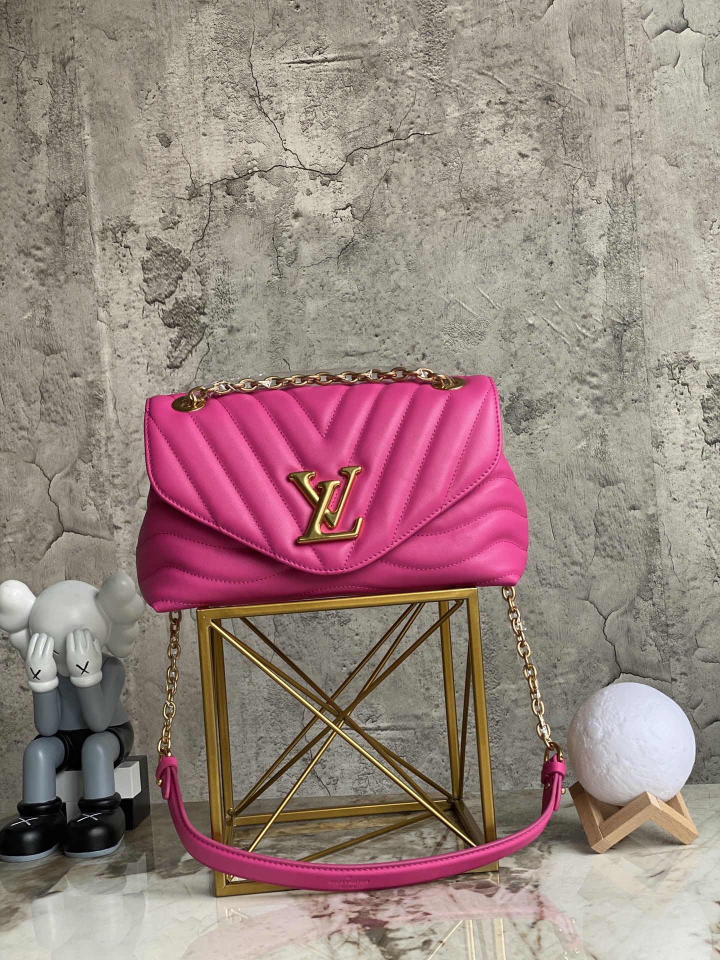 HOT SALE LOUIS VUITTON NEW WAVE CHAIN BAG