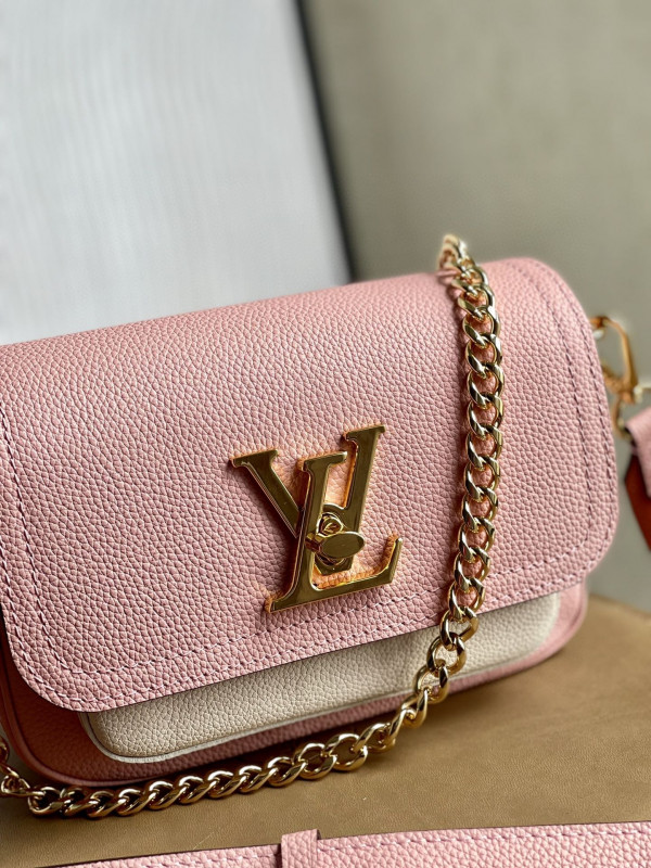 HOT SALE LOUIS VUITTON LOCKME TENDER