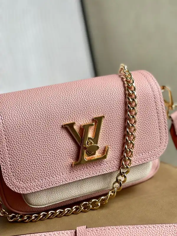 LOUIS VUITTON LOCKME TENDER