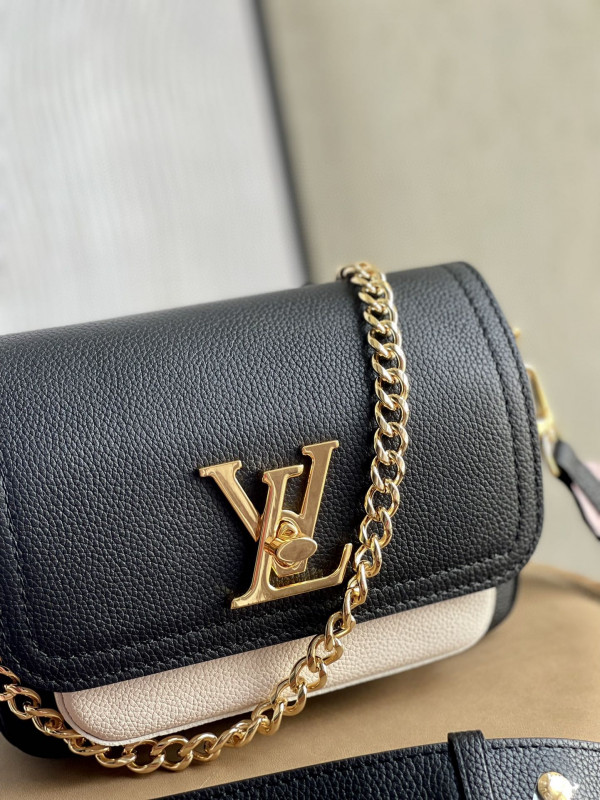 HOT SALE LOUIS VUITTON LOCKME TENDER