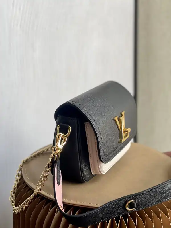 Frstbag ru LOUIS VUITTON LOCKME TENDER