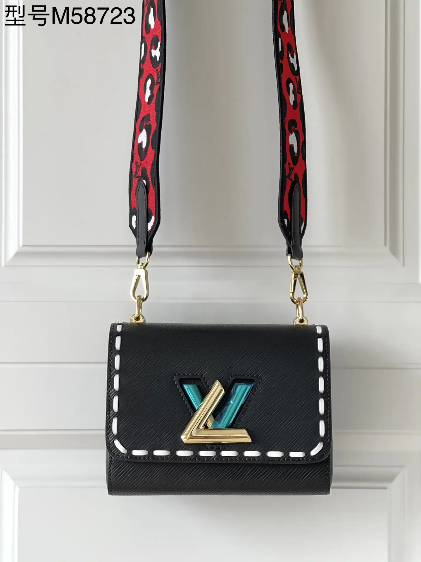 Affordable LOUIS VUITTON TWIST PM