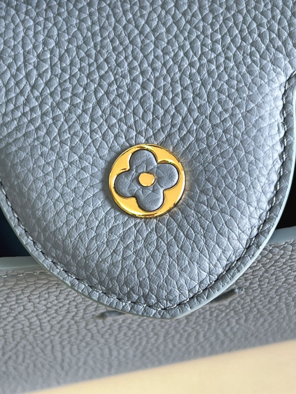 HOT SALE LOUIS VUITTON CAPUCINES BB