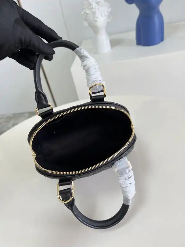 Cheap LOUIS VUITTON ALMA BB