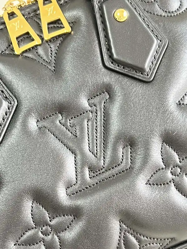 First bag ru LOUIS VUITTON ALMA BB