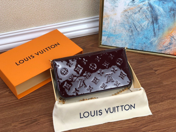 [FREE SHIPPING] LOUIS VUITTON POCHETTE FÉLICIE