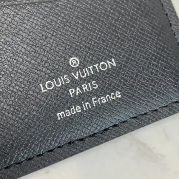 TO LOUIS VUITTON POCKET ORGANIZER