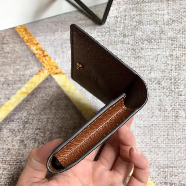 TO LOUIS VUITTON ENVELOPE BUSINESS CARD HOLDER