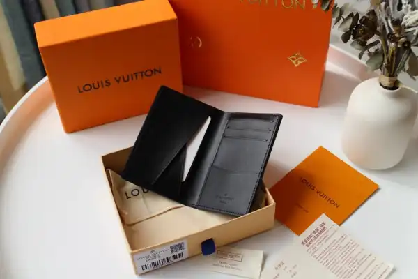 Frstbag ru LOUIS VUITTON POCKET ORGANIZER