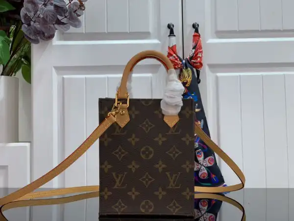 Aaa replica ru LOUIS VUITTON PETIT SAC PLAT