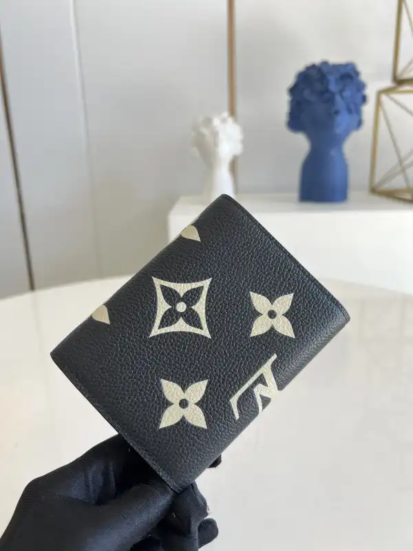 Rep Louis Vuitton VICTORINE Wallet