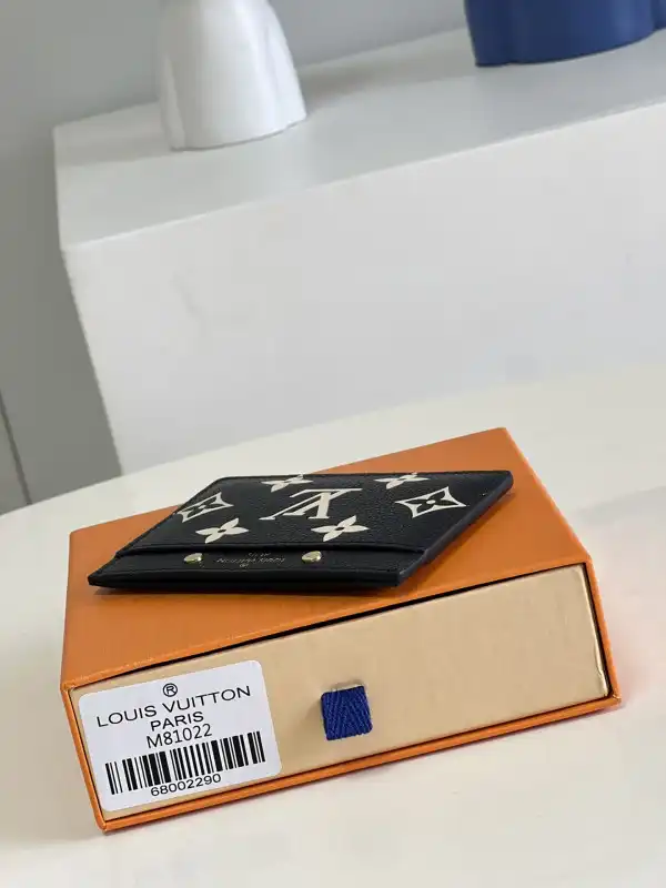 Rep Louis Vuitton CARD HOLDER