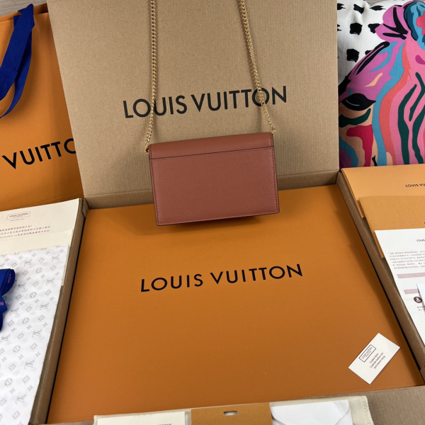 HOT SALE LOUIS VUITTON MYLOCKME CHAIN POCHETTE