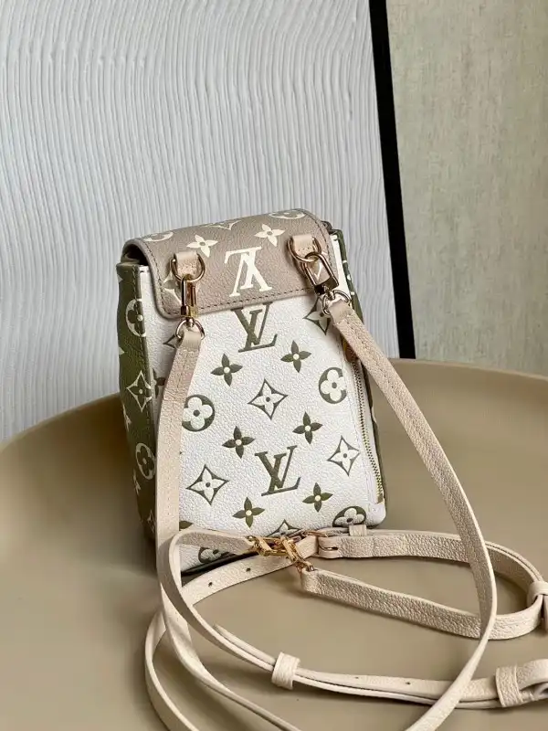 First bag ru LOUIS VUITTON TINY BACKPACK