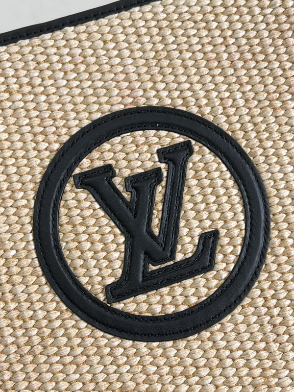 HOT SALE LOUIS VUITTON TOILETRY POUCH ON CHAIN