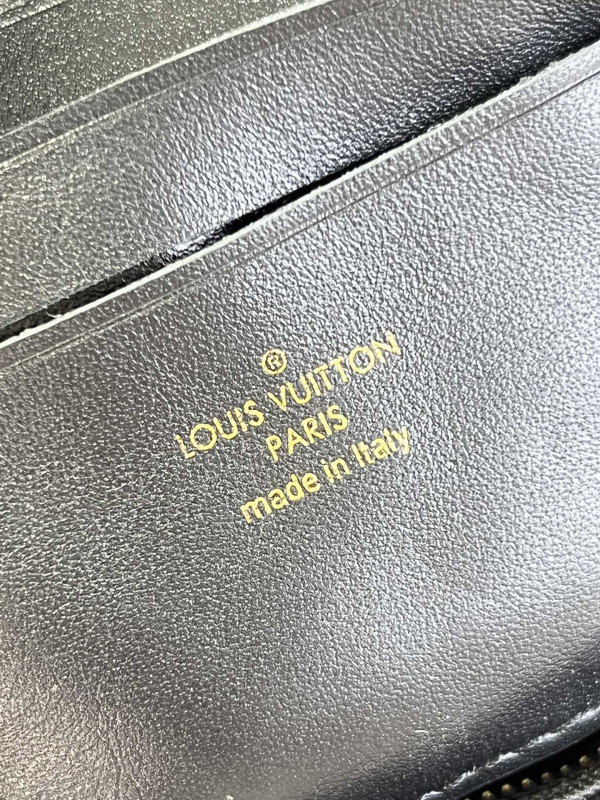 HOT SALE LOUIS VUITTON WALLET ON STRAP BUBBLEGRAM