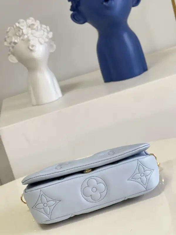 Affordable LOUIS VUITTON WALLET ON STRAP BUBBLEGRAM