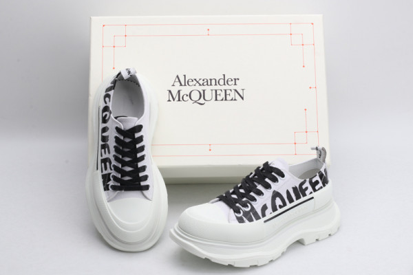 HOT SALE ALEXANDER MCQUEEN Tread Slick Lace Up