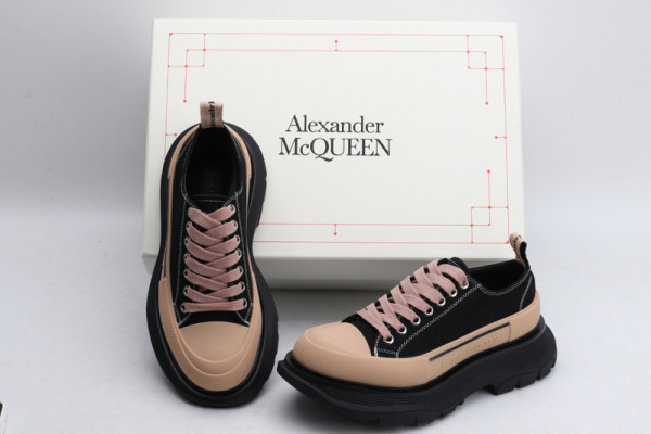 HOT SALE ALEXANDER MCQUEEN Tread Slick Lace Up