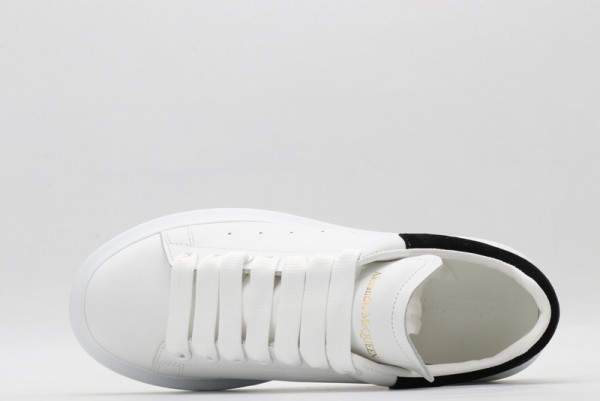 HOT SALE ALEXANDER MCQUEEN Oversized Sneaker