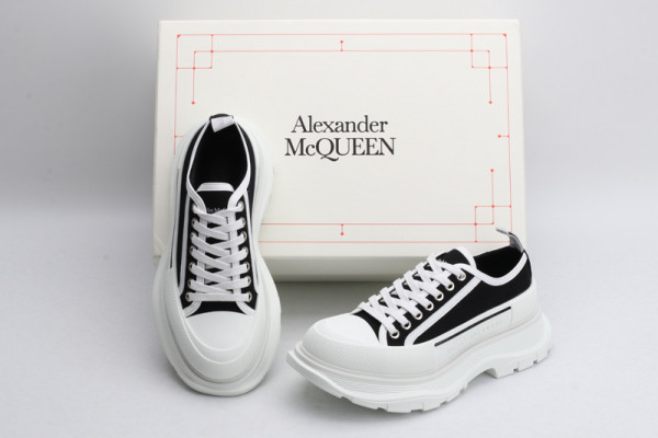 HOT SALE ALEXANDER MCQUEEN Tread Slick Lace Up